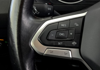 Подержанный автомобиль Volkswagen Tiguan 2021 года (26 фото)