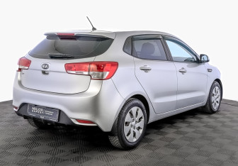 Подержанный автомобиль Kia Rio Hatchback 2016 года (5 фото)