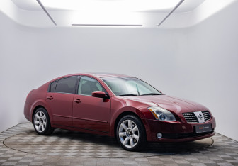 Подержанный автомобиль Nissan Maxima 2006 года (7 фото)