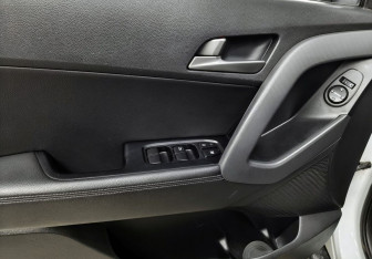 Подержанный автомобиль Hyundai Creta 2017 года (15 фото)