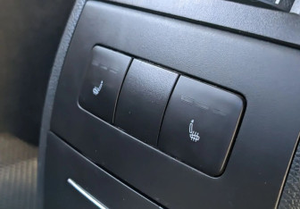 Подержанный автомобиль Skoda Octavia Liftback 2012 года (13 фото)