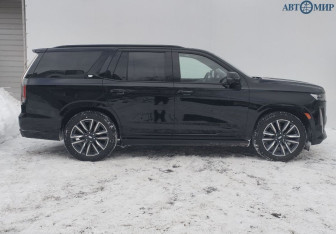 Подержанный автомобиль Cadillac Escalade Suv 2022 года (4 фото)