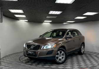 Подержанный автомобиль Volvo XC60 2011 года (22 фото)