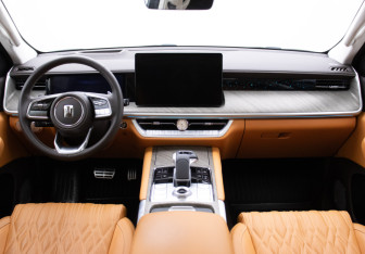 Подержанный автомобиль Tank 500 2023 года (13 фото)