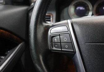 Подержанный автомобиль Volvo S80 2011 года (16 фото)