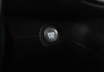 Подержанный автомобиль Hyundai Santa Fe 2022 года (16 фото)