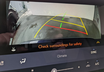 Подержанный автомобиль Lexus ES 2025 года (30 фото)