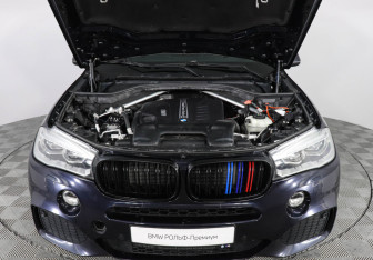 Подержанный автомобиль BMW X5 2018 года (10 фото)