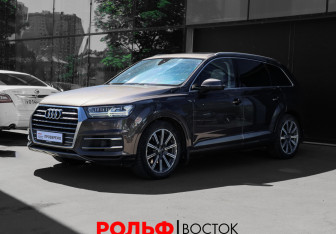 Подержанный автомобиль Audi Q7 2016 года (1 фото)