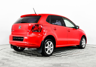 Подержанный автомобиль Volkswagen Polo Hatchback 2014 года (3 фото)