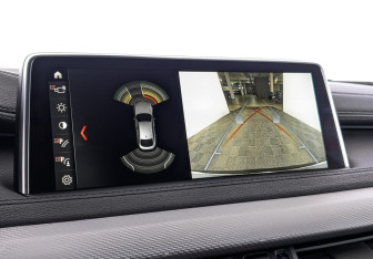 Подержанный автомобиль BMW X6 2018 года (28 фото)