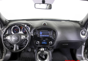 Подержанный автомобиль Nissan Juke 2013 года (12 фото)