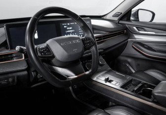 Подержанный автомобиль Exeed LX 2022 года (14 фото)