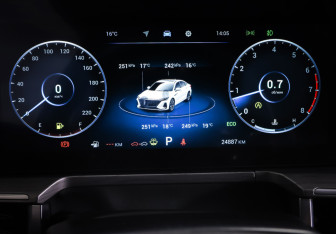 Подержанный автомобиль Chery Arrizo 8 2023 года (16 фото)