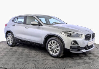 Подержанный автомобиль BMW X2 2019 года (3 фото)