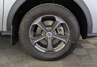 Подержанный автомобиль Haval F7 2023 года (12 фото)