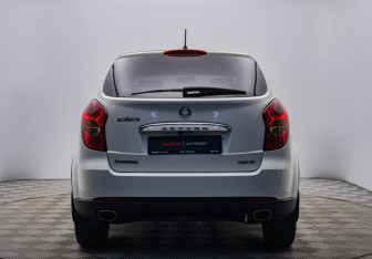 Подержанный автомобиль SsangYong Actyon 2012 года (4 фото)