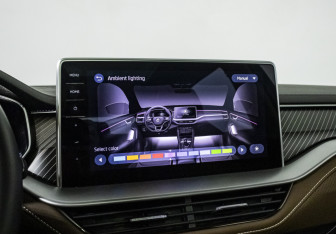 Подержанный автомобиль Skoda Kodiaq 2023 года (19 фото)