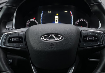 Подержанный автомобиль Chery Tiggo 8 Pro 2021 года (16 фото)