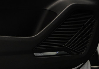 Подержанный автомобиль Geely Coolray 2025 года (16 фото)