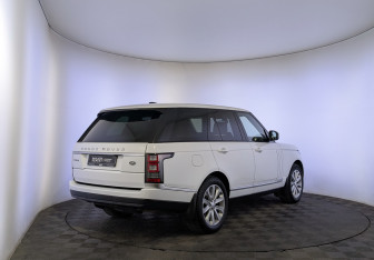 Подержанный автомобиль Land Rover Range Rover 2015 года (5 фото)