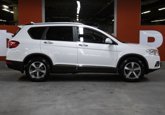 Подержанный автомобиль Haval H6 2017 года (4 фото)