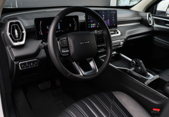 Подержанный автомобиль Haval H5 2023 года (12 фото)