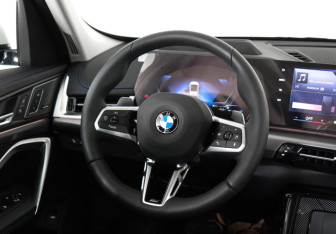 Новый BMW X1 2025 (13 фото)