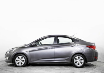 Подержанный автомобиль Hyundai Solaris Sedan 2014 года (3 фото)