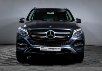 Подержанный автомобиль Mercedes-Benz GLE 2015 года (2 фото)