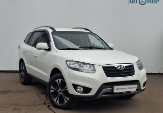 Подержанный автомобиль Hyundai Santa Fe 2012 года (3 фото)
