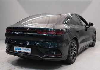 Подержанный автомобиль BYD Han 2022 года (5 фото)