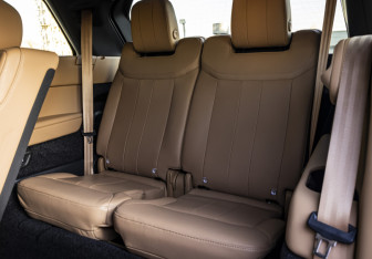 Подержанный автомобиль Land Rover Range Rover 2024 года (19 фото)