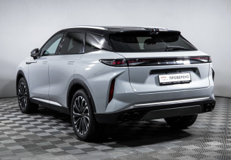 Подержанный автомобиль Exeed RX 2023 года (7 фото)