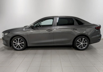 Подержанный автомобиль Geely Emgrand 2024 года (8 фото)