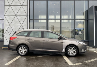 Подержанный автомобиль Ford Focus Wagon 2017 года (4 фото)