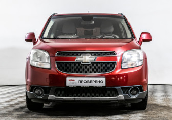 Подержанный автомобиль Chevrolet Orlando 2012 года (2 фото)
