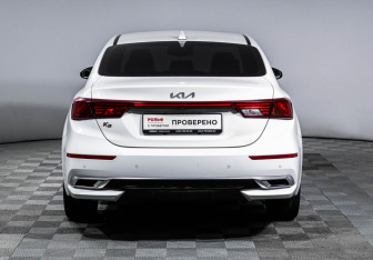 Подержанный автомобиль Kia K3 Sedan 2022 года (6 фото)