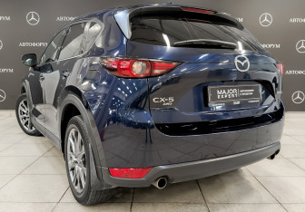 Подержанный автомобиль Mazda CX-5 2020 года (7 фото)