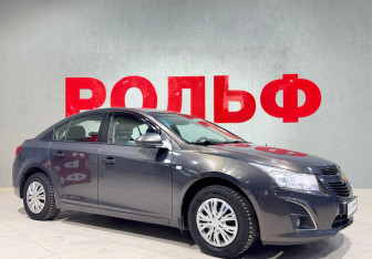 Подержанный автомобиль Chevrolet Cruze Sedan 2013 года (2 фото)