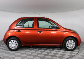 Подержанный автомобиль Nissan Micra Hatchback 2005 года (4 фото)