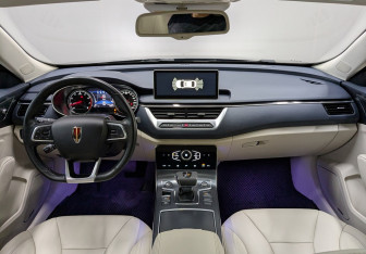 Подержанный автомобиль Hongqi H5 2022 года (14 фото)