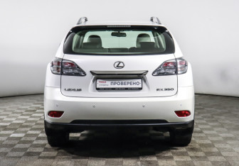 Подержанный автомобиль Lexus RX 2011 года (5 фото)