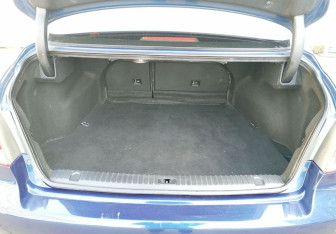 Подержанный автомобиль Hyundai Grandeur 2008 года (19 фото)