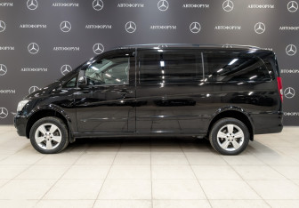 Подержанный автомобиль Mercedes-Benz Viano 2011 года (8 фото)