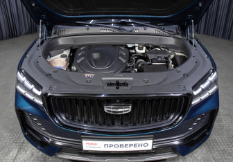 Подержанный автомобиль Geely Monjaro 2023 года (9 фото)