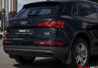 Подержанный автомобиль Audi Q5 2017 года (27 фото)