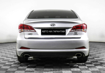 Подержанный автомобиль Hyundai i40 Sedan 2015 года (4 фото)