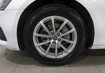 Подержанный автомобиль Audi A6 Sedan 2020 года (13 фото)