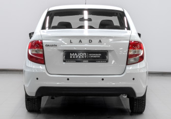 Подержанный автомобиль LADA (ВАЗ) Granta Sedan 2022 года (6 фото)